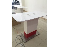 THANH LÝ BÀN TRẢI NGHIỆM MDF CHÂN INOX TRẮNG ĐỎ